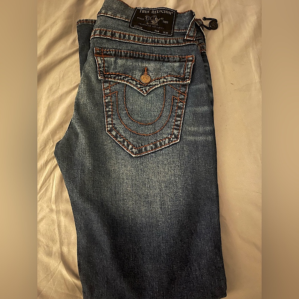 True Religion Jeans Ricky Big T Size 32 barely worn great condition